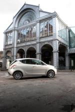 Chrysler Ypsilon 2011 года